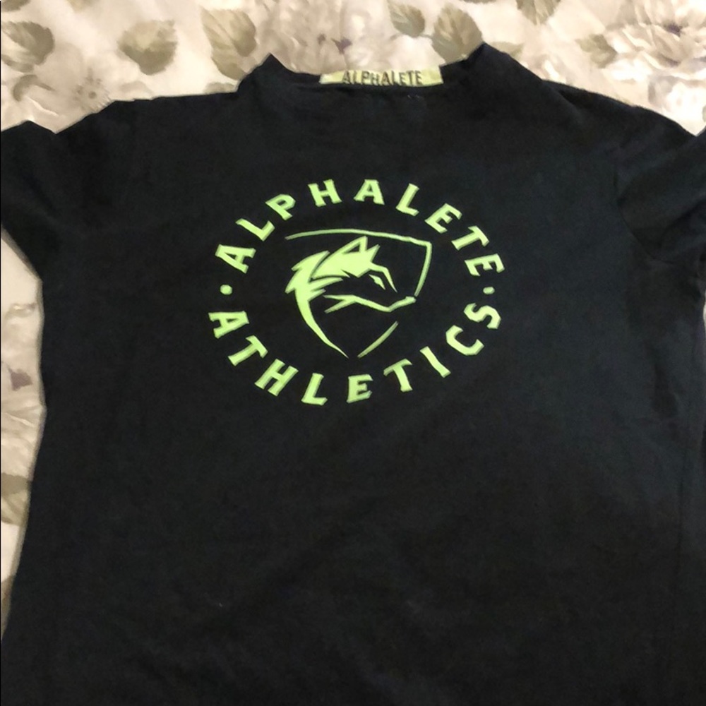 Alphalete men’s tee shirt